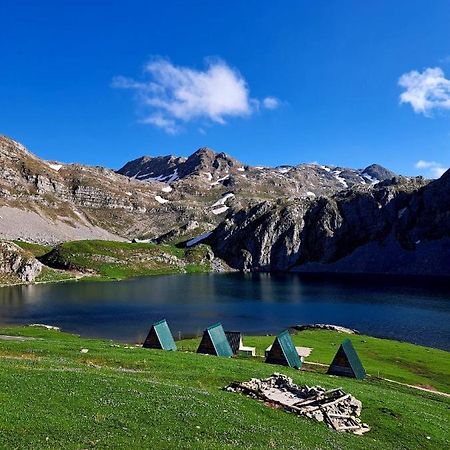 Kapetanovo Jezero, Mountain Cottage Captain'S Lake Колашин Экстерьер фото